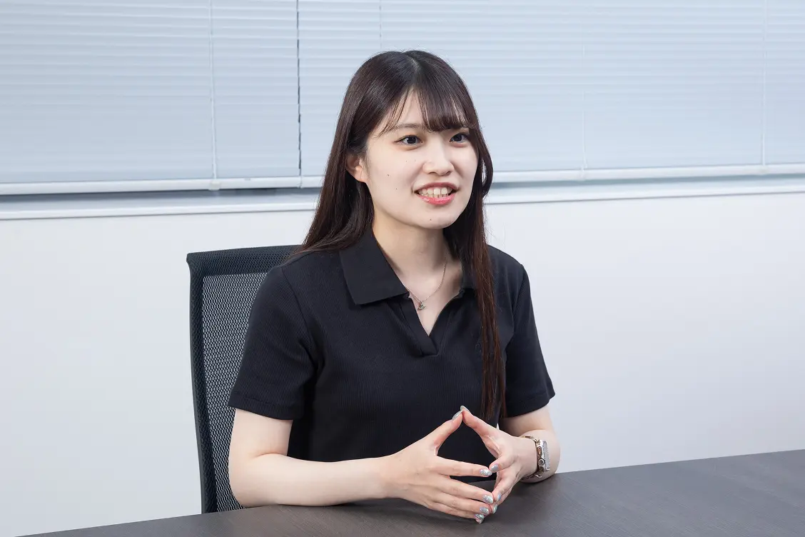 インタビュー写真-02