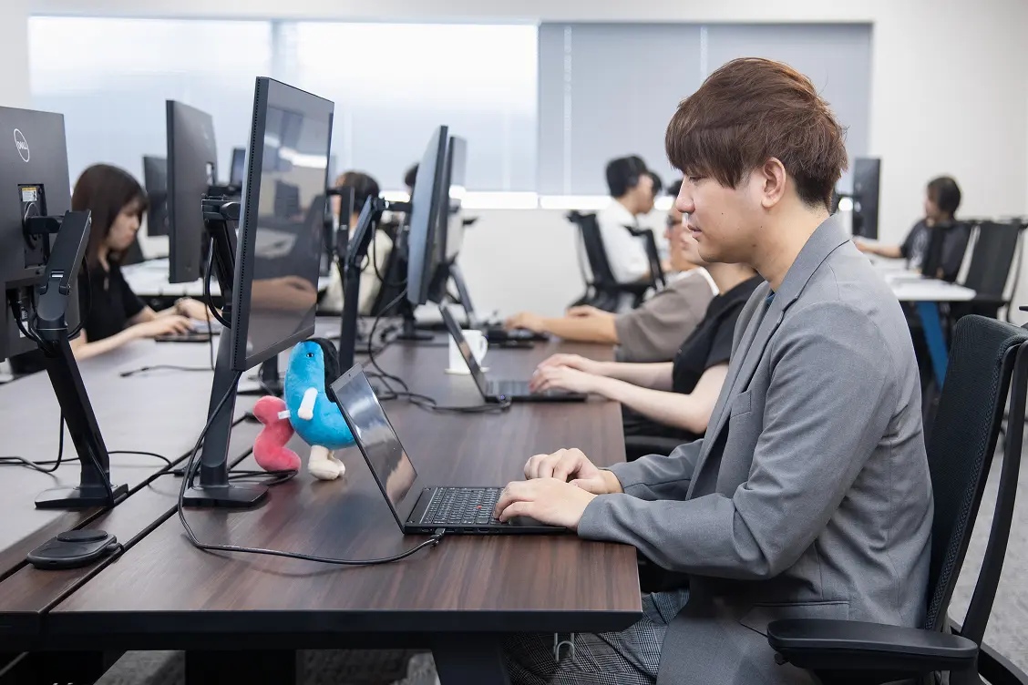 インタビュー写真-03